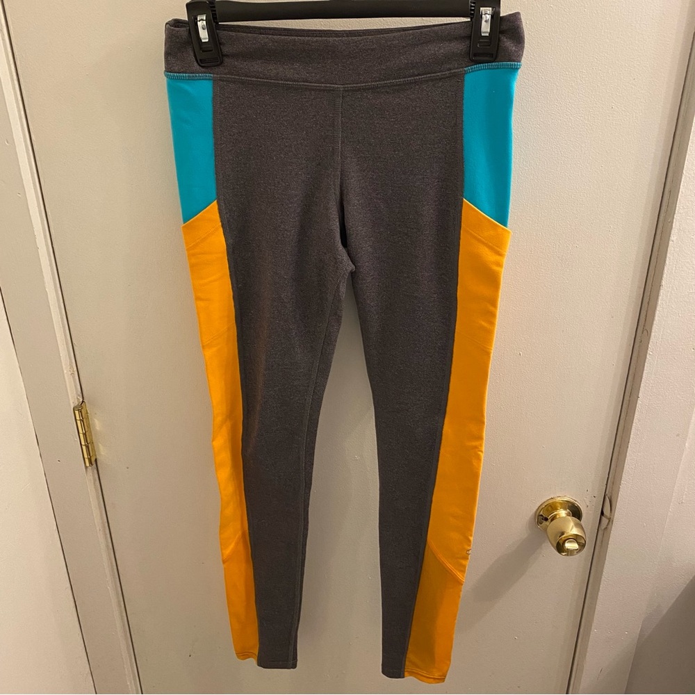 Alo Yoga Ascendent legging size small